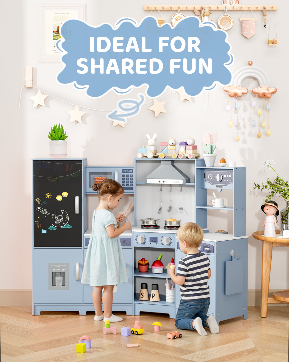 Pirecart Wooden Corner Play Kitchen, Kids Play Kitchen with Blackboard and 6Pcs Cooking Accessories, Toddler Play Kitchen Set with Realistic Sound & Light